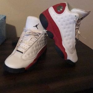 Chicago bulls Jordans size 5
